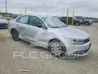 2013 Volkswagen Jetta photo