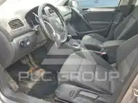2013 Volkswagen GOLF photo