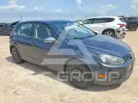 2013 Volkswagen GOLF photo