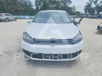 2013 Volkswagen GOLF photo