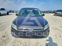 2013 Volkswagen Tiguan photo