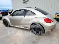 2013 Volkswagen BEETLE фото