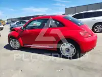 2013 Volkswagen BEETLE фото