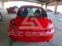 2013 Volkswagen BEETLE photo