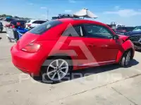 2013 Volkswagen BEETLE фото