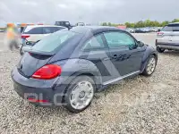 2013 Volkswagen BEETLE photo