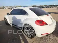 2013 Volkswagen BEETLE фото