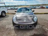2013 Volkswagen BEETLE photo