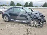 2013 Volkswagen BEETLE фото