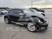 2013 Volkswagen BEETLE фото