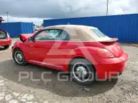 2013 Volkswagen BEETLE фото