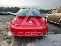 2013 Volkswagen BEETLE photo