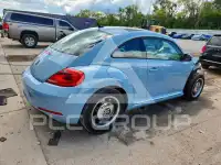2013 Volkswagen BEETLE photo