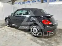 2013 Volkswagen BEETLE фото