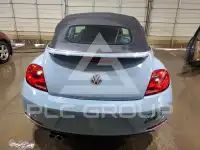 2013 Volkswagen BEETLE photo