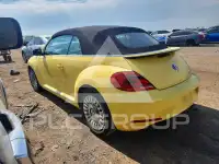 2013 Volkswagen BEETLE photo