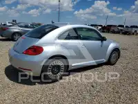2013 Volkswagen BEETLE photo