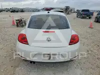 2013 Volkswagen BEETLE photo