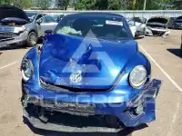 2013 Volkswagen BEETLE photo