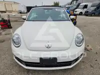 2013 Volkswagen BEETLE фото