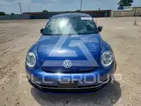 2013 Volkswagen BEETLE фото