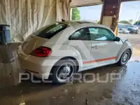 2013 Volkswagen BEETLE фото