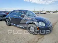 2013 Volkswagen BEETLE фото