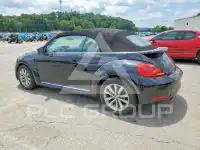 2013 Volkswagen BEETLE photo