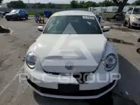2013 Volkswagen BEETLE фото
