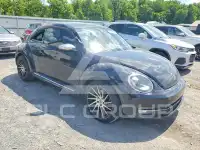 2013 Volkswagen BEETLE фото