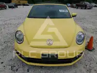 2013 Volkswagen BEETLE photo