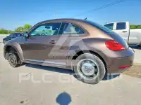 2013 Volkswagen BEETLE photo