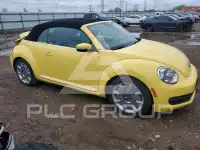 2013 Volkswagen BEETLE фото