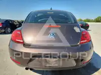 2013 Volkswagen BEETLE photo