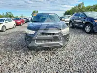 2014 Mitsubishi OUTLANDER photo