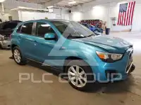 2014 Mitsubishi OUTLANDER photo