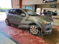 2014 Mitsubishi OUTLANDER photo