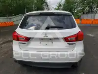 2014 Mitsubishi OUTLANDER фото