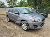 2014 Mitsubishi OUTLANDER photo