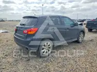 2014 Mitsubishi OUTLANDER photo