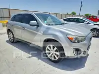 2014 Mitsubishi OUTLANDER фото