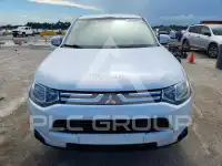 2014 Mitsubishi OUTLANDER фото
