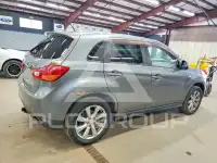 2014 Mitsubishi OUTLANDER photo