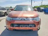 2014 Mitsubishi OUTLANDER photo
