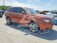 2014 Mitsubishi OUTLANDER photo
