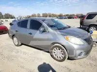 2014 Nissan VERSA photo