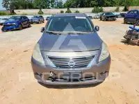 2014 Nissan VERSA photo