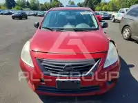 2014 Nissan VERSA photo