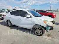 2014 Nissan VERSA фото