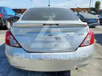 2014 Nissan VERSA фото